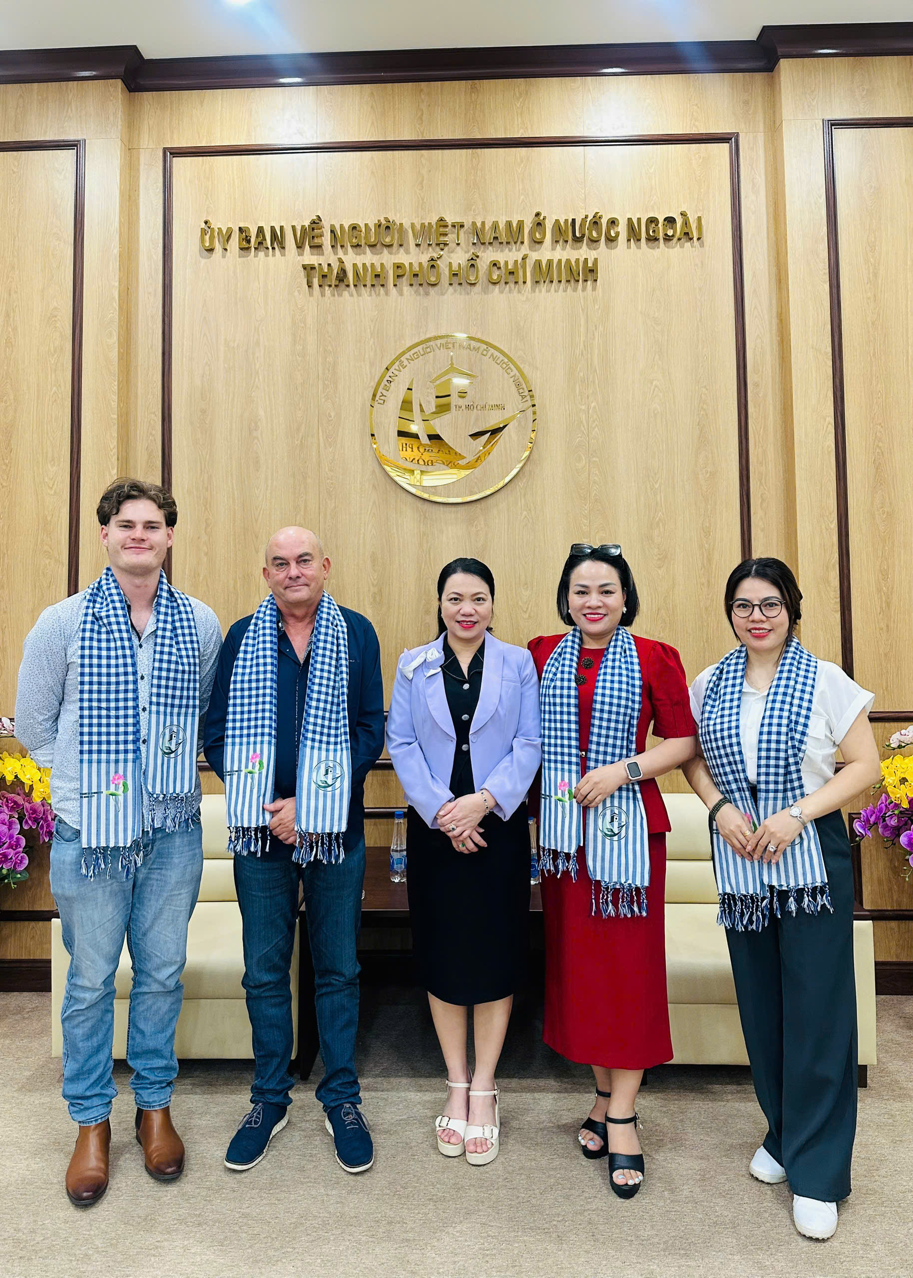 BUỔI LÀM VIỆC CỦA CLB DOANH NHÂN VIỆT NAM ASEAN GLOBAL VỚI ỦY BAN VỀ NGƯỜI VIỆT NAM Ở NGƯỚC NGOÀI THÀNH PHỐ HỒ CHÍ MINH